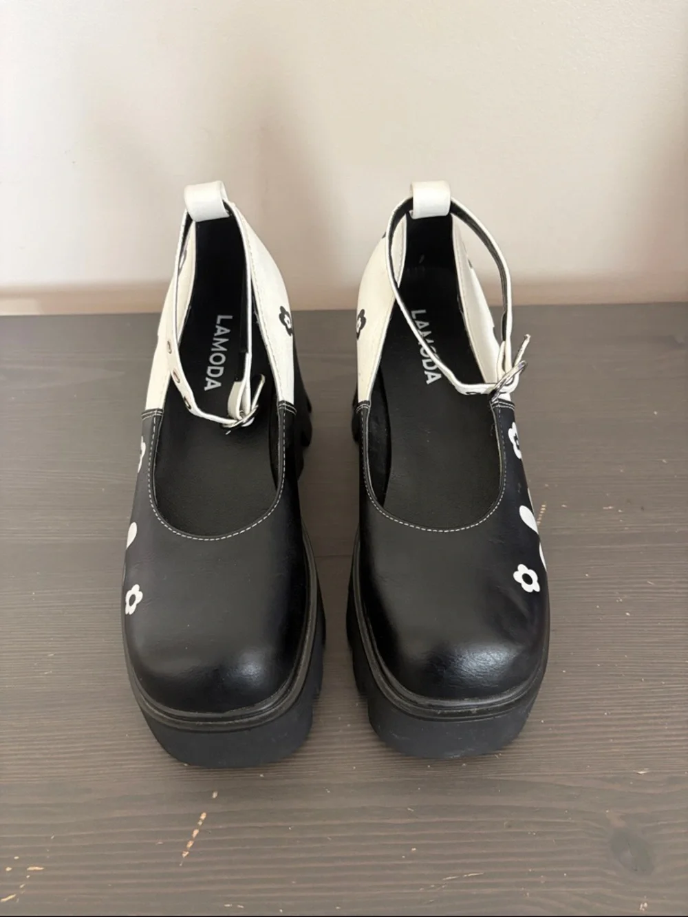 Lamoda Platform Mary Jane Y2K Heels Black White Floral Chunky Lug Sole Size 8